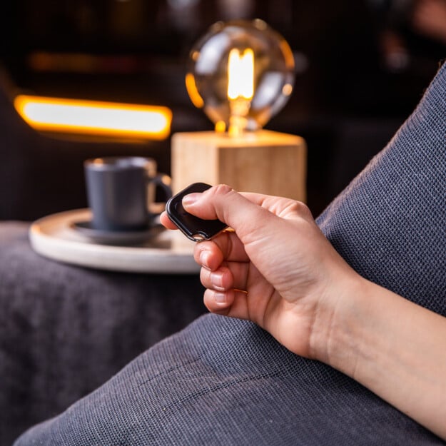 shelly-blu-button1-black-bluetooth-smart-taster image 3