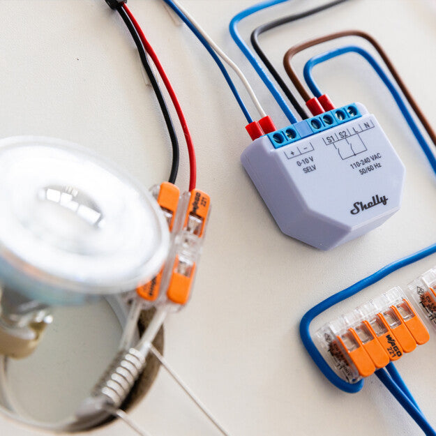 shelly-plus-0-10v-dimmer-smart-dimmer image 5