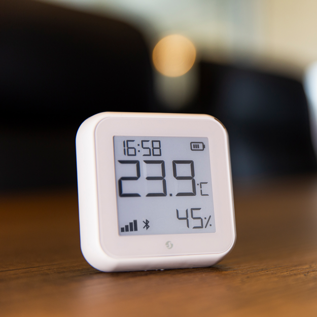 shelly-h-t-gen3-matte-white-wlan-temperatur-und-feuchtigkeitssensor-mit-e-ink-di image 3