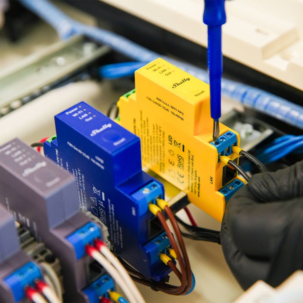 shelly-pro-rgbww-pm-wlan-led-controller-mit-leistungsmessung image 7