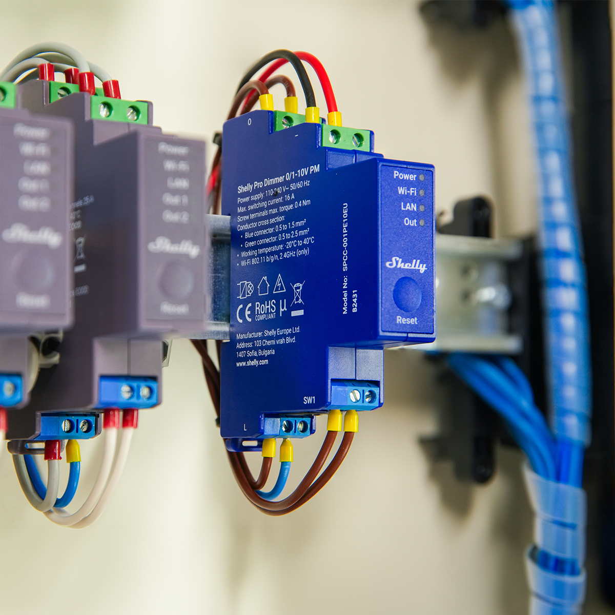 shelly-pro-dimmer-0-1-10v-pm-din-hutschienen-dimmer-controller-mit-leistungsmess image 3
