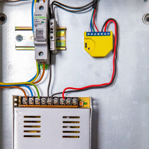 shelly-rgbw2-wlan-relais-f-r-smarte-led-streifen image 3
