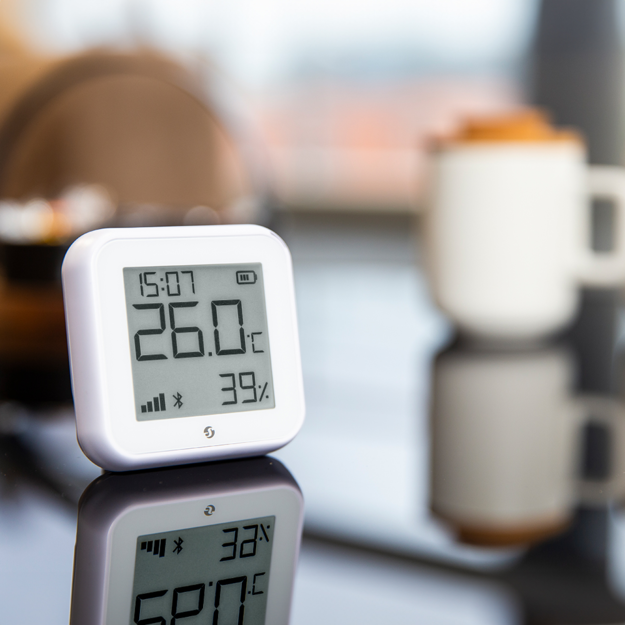 shelly-h-t-gen3-matte-white-wlan-temperatur-und-feuchtigkeitssensor-mit-e-ink-di image 2